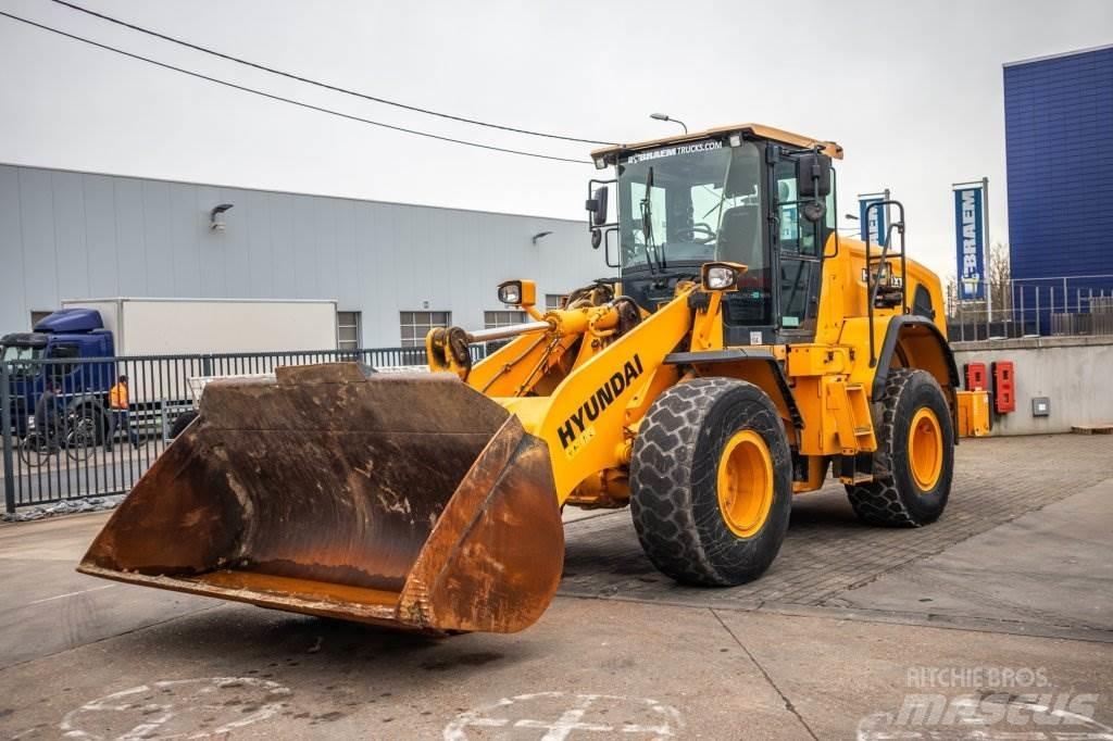 Hyundai HL955XT Chargeuse sur pneus