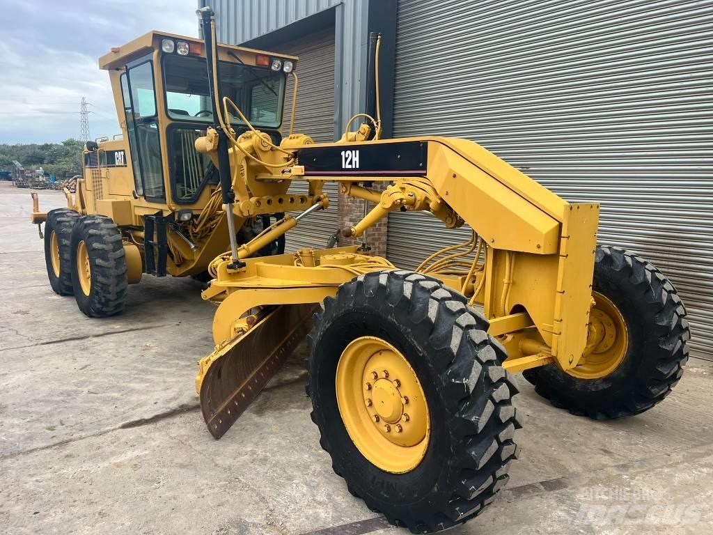 CAT 12 H Niveleuse