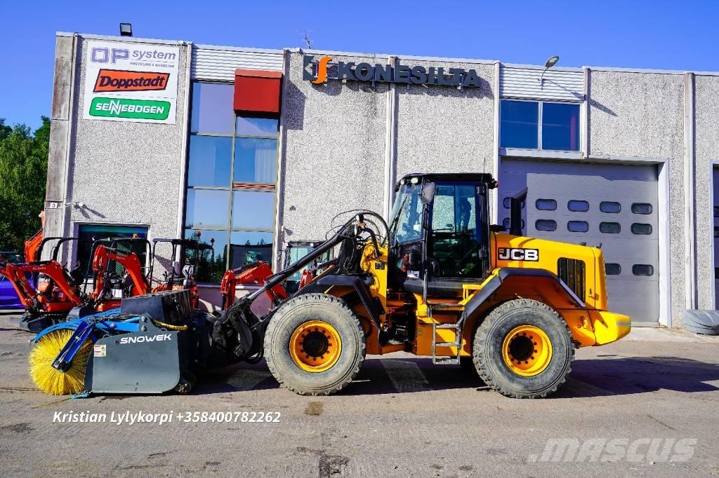 JCB 437HT Chargeuse sur pneus