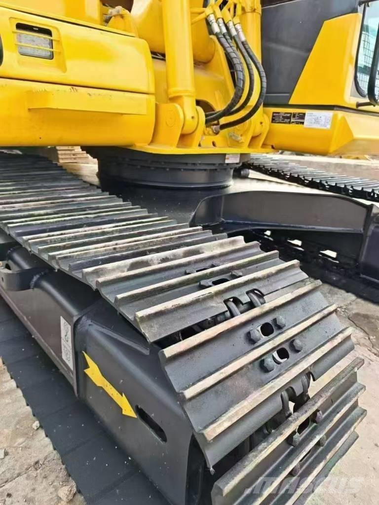 Komatsu 130-7 Pelle sur chenilles