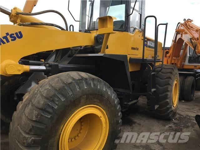 Komatsu WA 380 Chargeuse sur pneus