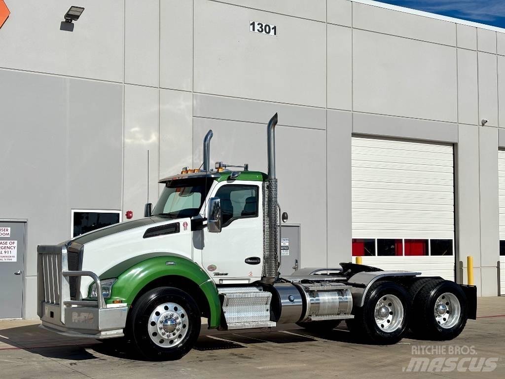Kenworth T880 Tracteur routier
