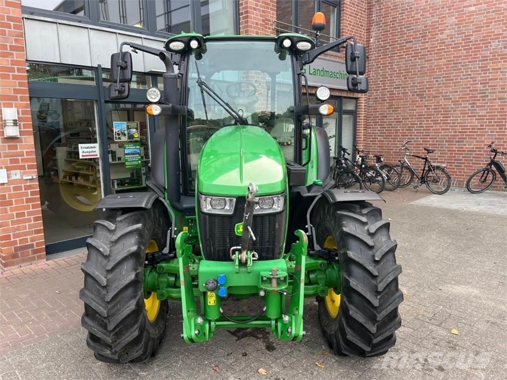 John Deere 5100R Tracteur