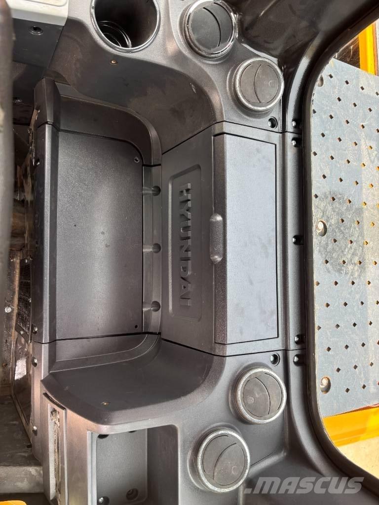 Hyundai R 350LVS Pelle sur chenilles