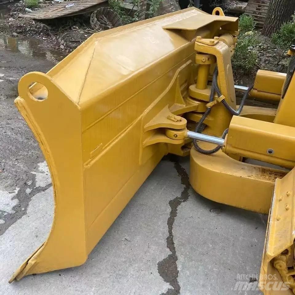 CAT D5M Bouteurs sur chenilles