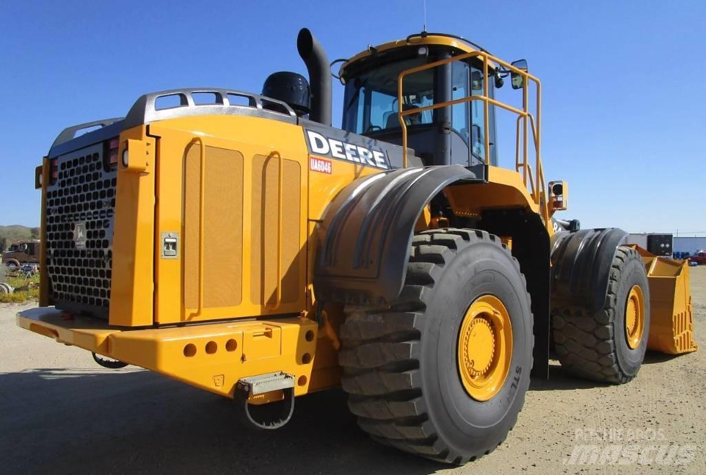 John Deere 844 J Chargeuse sur pneus