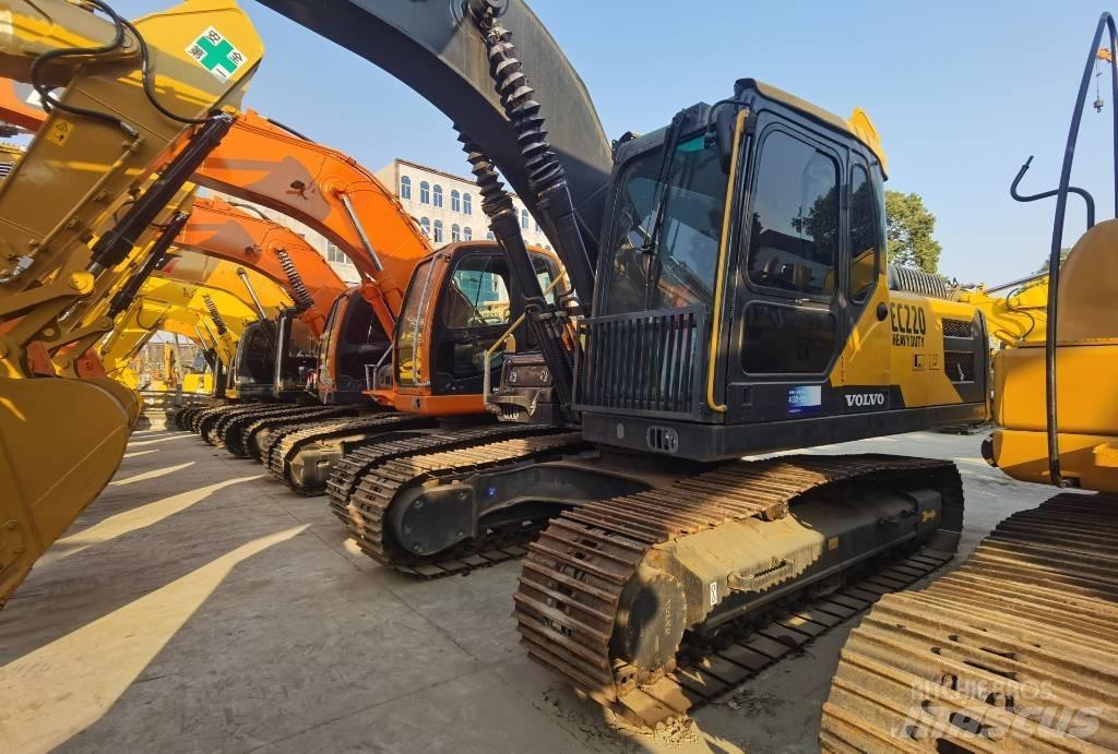 Volvo EC 220 Pelle sur chenilles