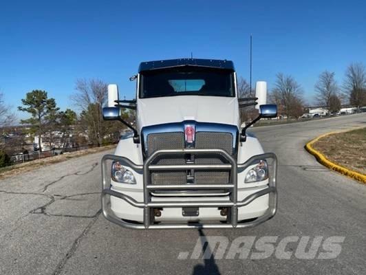Kenworth T 680 Tracteur routier
