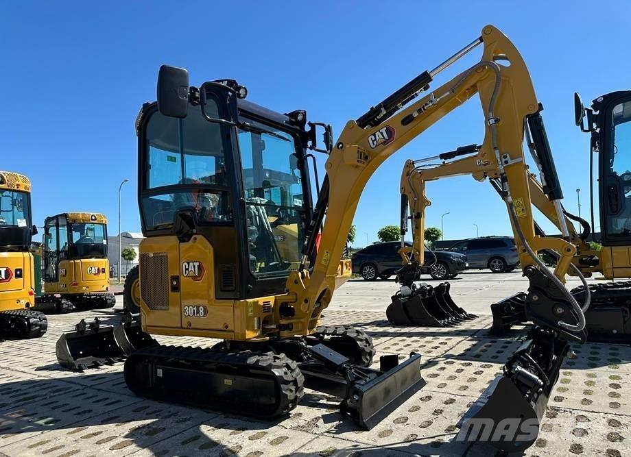 CAT 301.8 Mini pelle < 7t