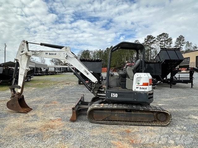 Bobcat E 50 Mini pelle < 7t