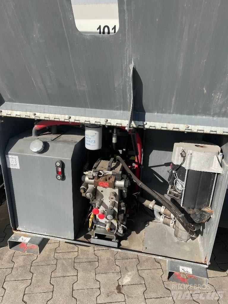 SkyJack SJ 6832 RTE Nacelle ciseaux