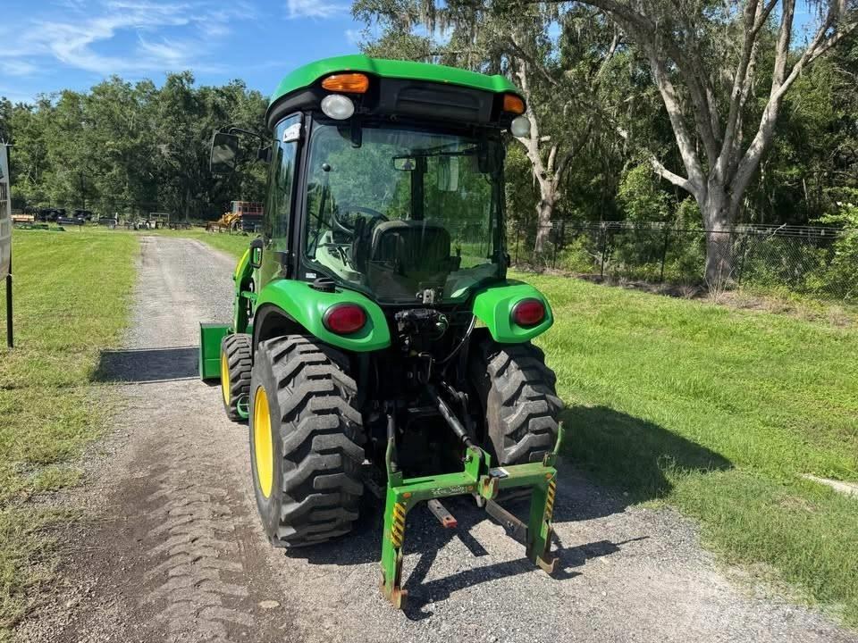 John Deere 3520 Tracteur