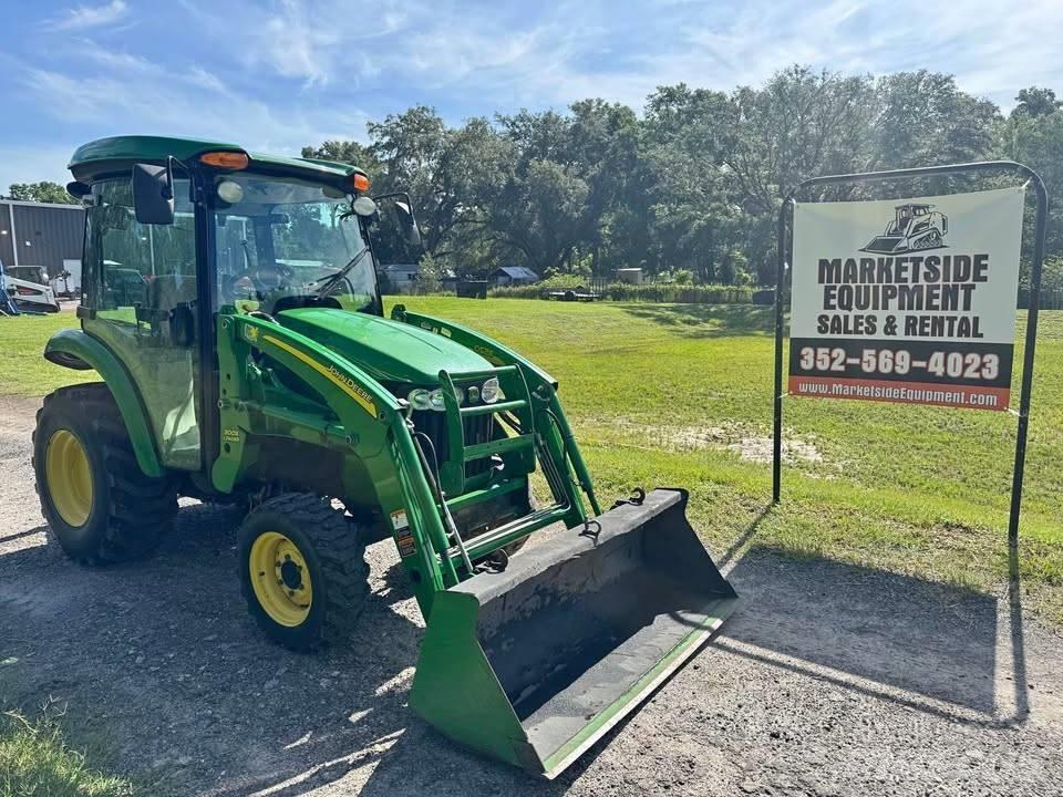 John Deere 3520 Tracteur