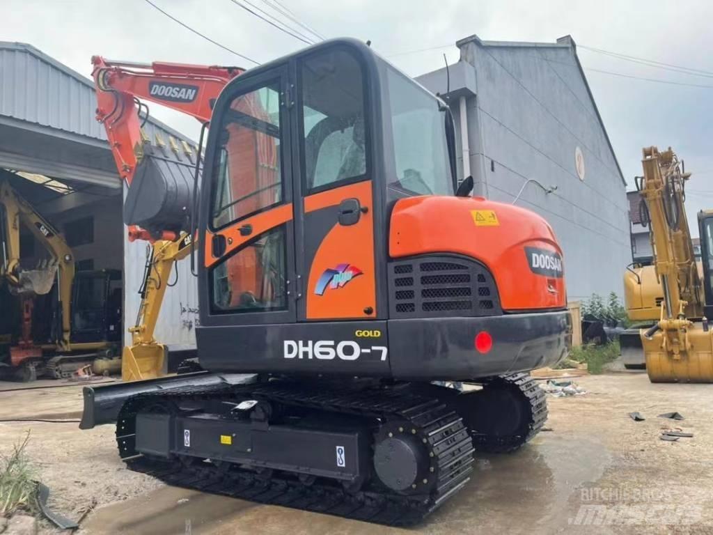 Doosan DH 60-7 Mini pelle < 7t