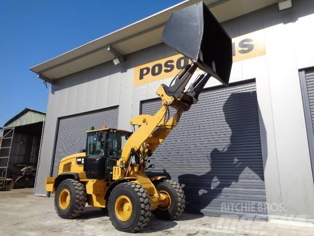 CAT 938M Chargeuse sur pneus