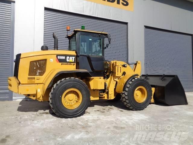 CAT 938M Chargeuse sur pneus