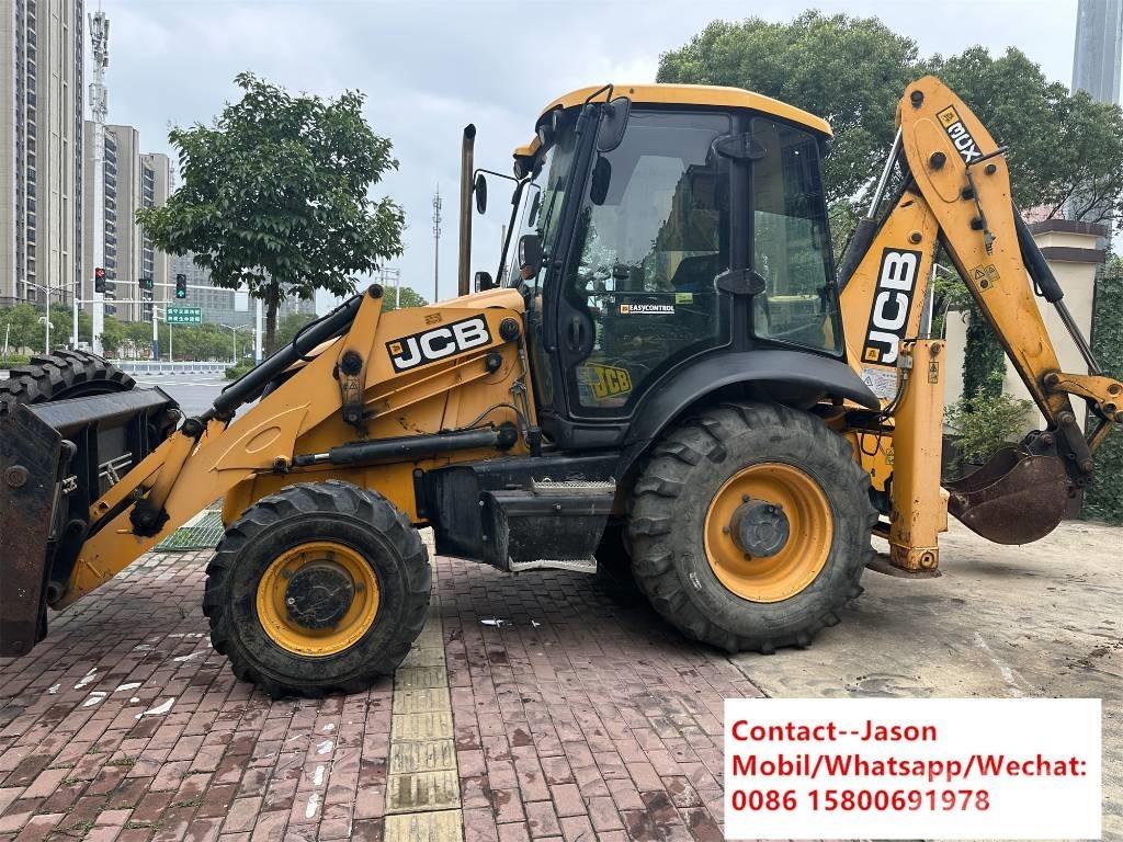 JCB 3 CX 4 T Tractopelle