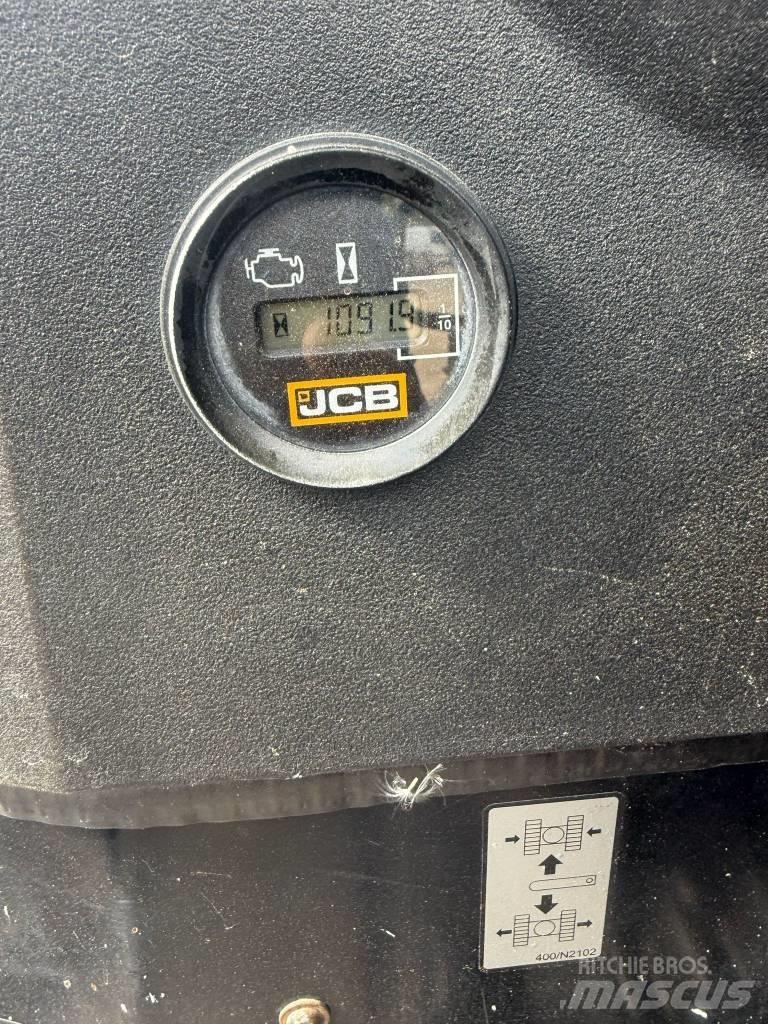 JCB 16 C-1 Mini pelle < 7t