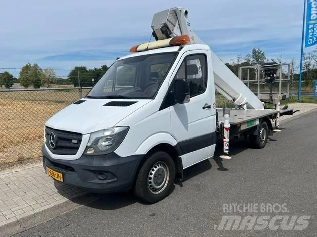 Palfinger P 260 B Camion nacelle