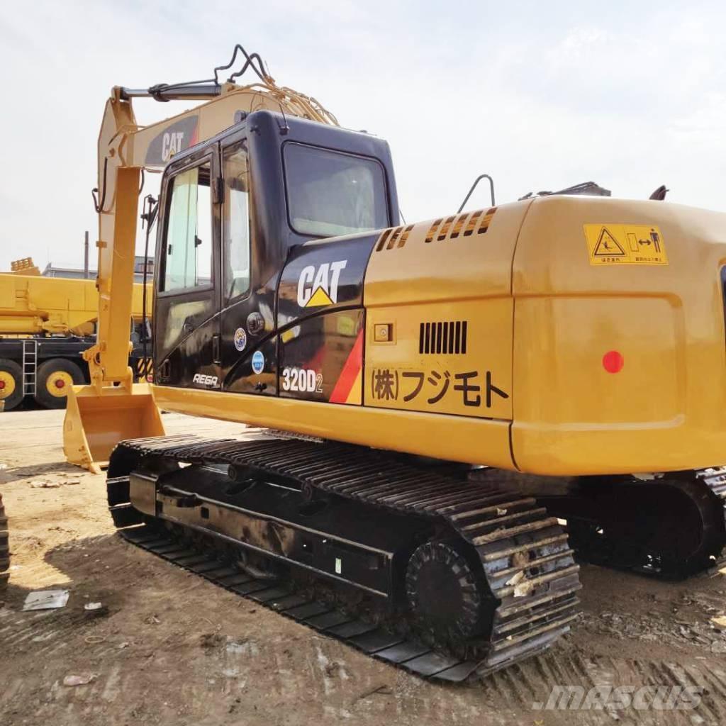 CAT 320D Pelle sur chenilles