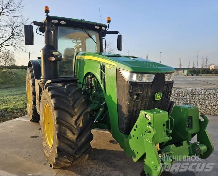 John Deere 8320 R Tracteur