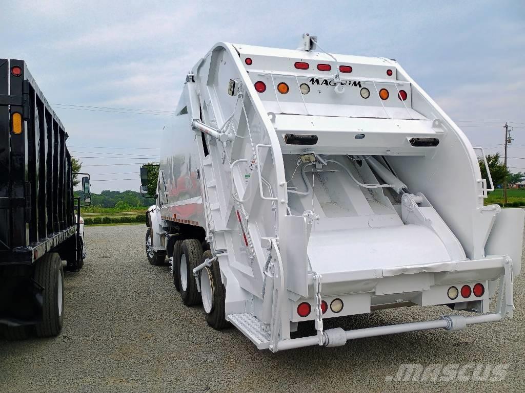 Freightliner M2 Camion poubelle