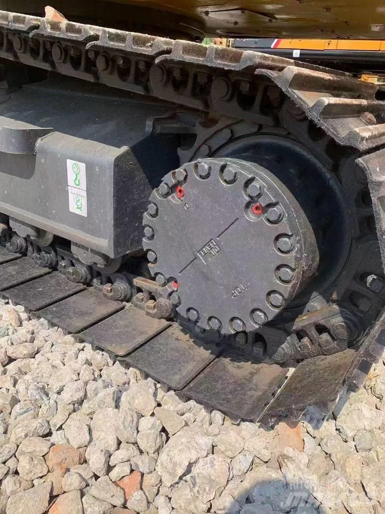 Komatsu PC 210 LC Pelle sur chenilles
