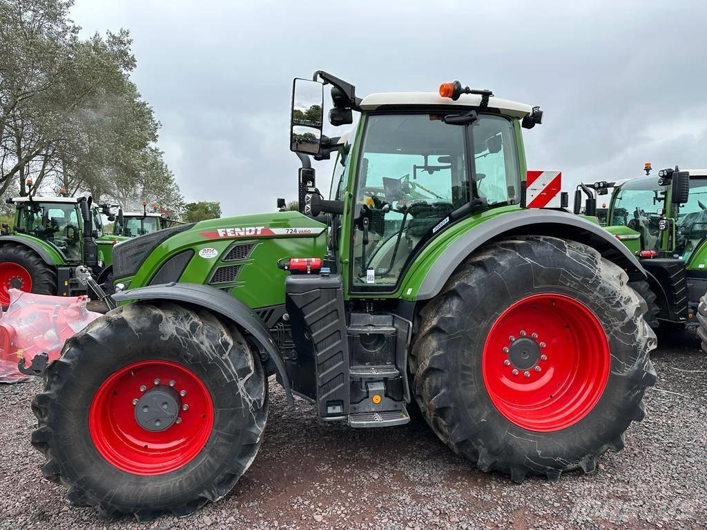 Fendt 724 Profi Plus Tracteur