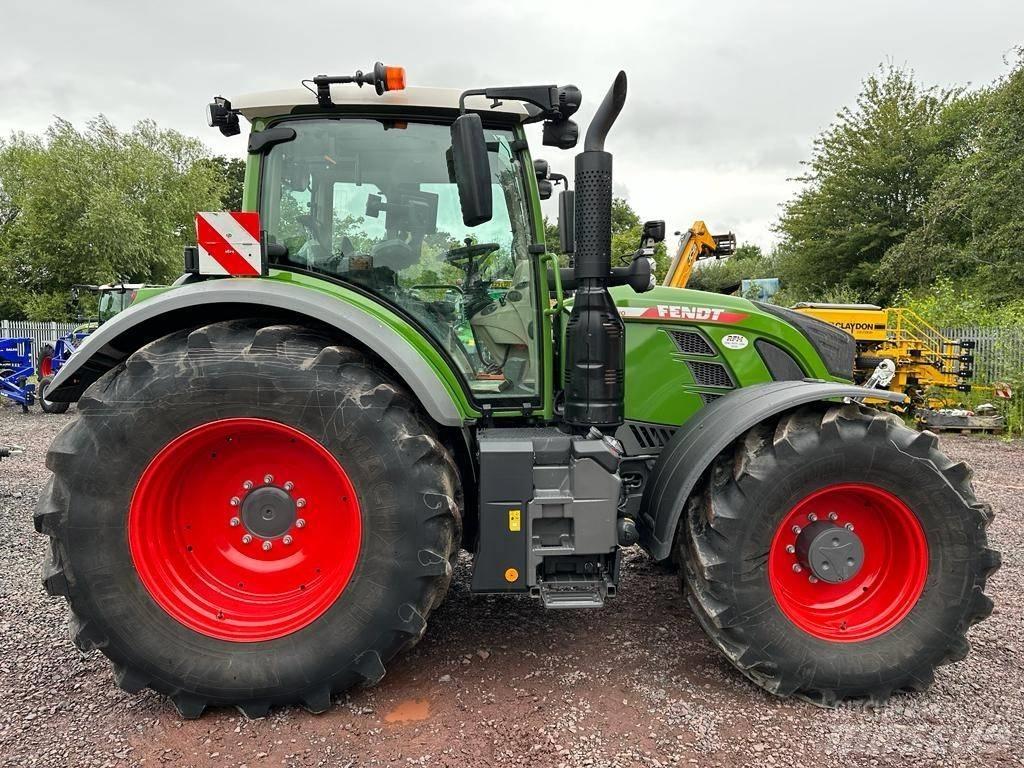 Fendt 724 Profi Plus Tracteur