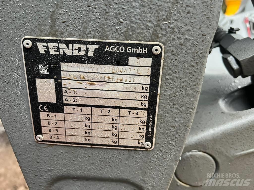 Fendt 828 Tracteur