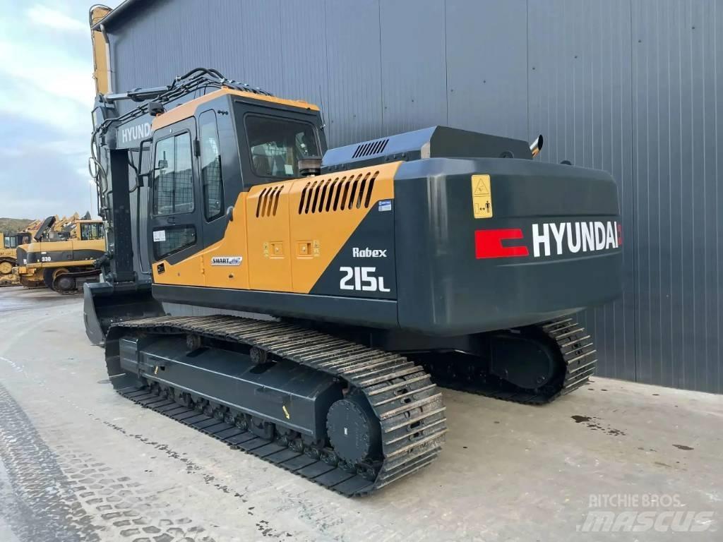 Hyundai R215L Pelle sur chenilles
