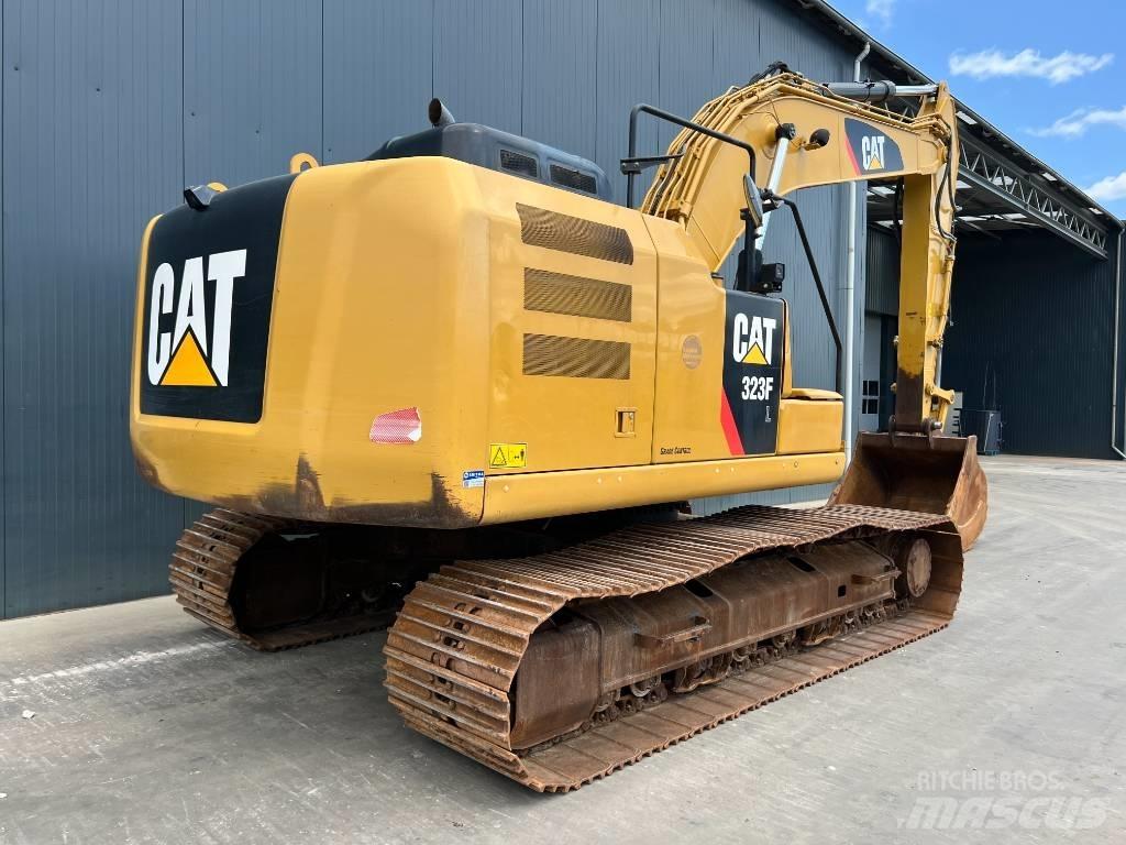 CAT 323F L Pelle sur chenilles