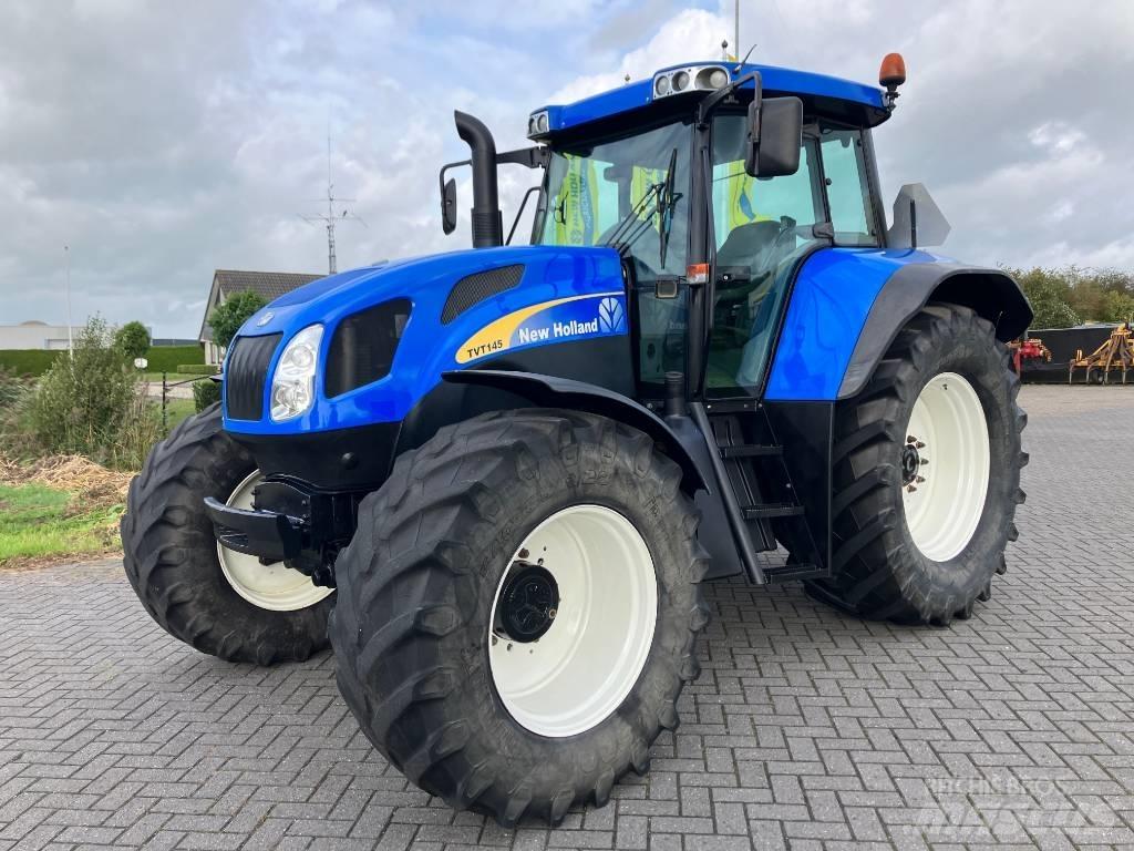 New Holland TVT 145 Tracteur