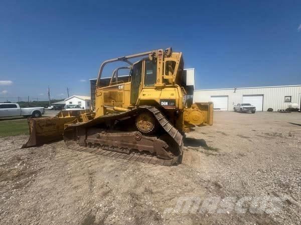 CAT D 6 N Bouteurs sur chenilles