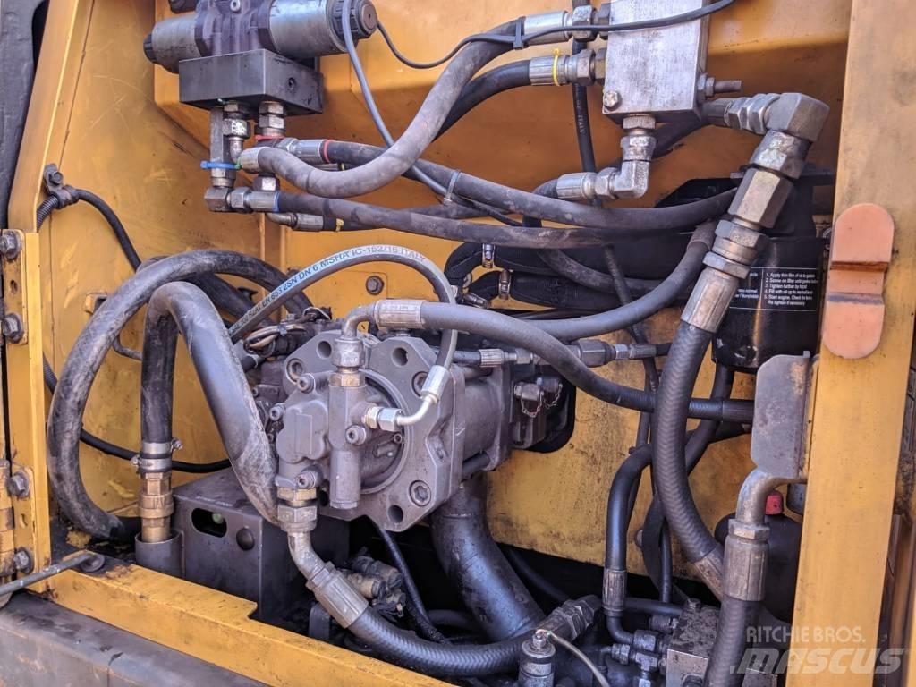 Volvo EC 160 B LC Pelle sur chenilles