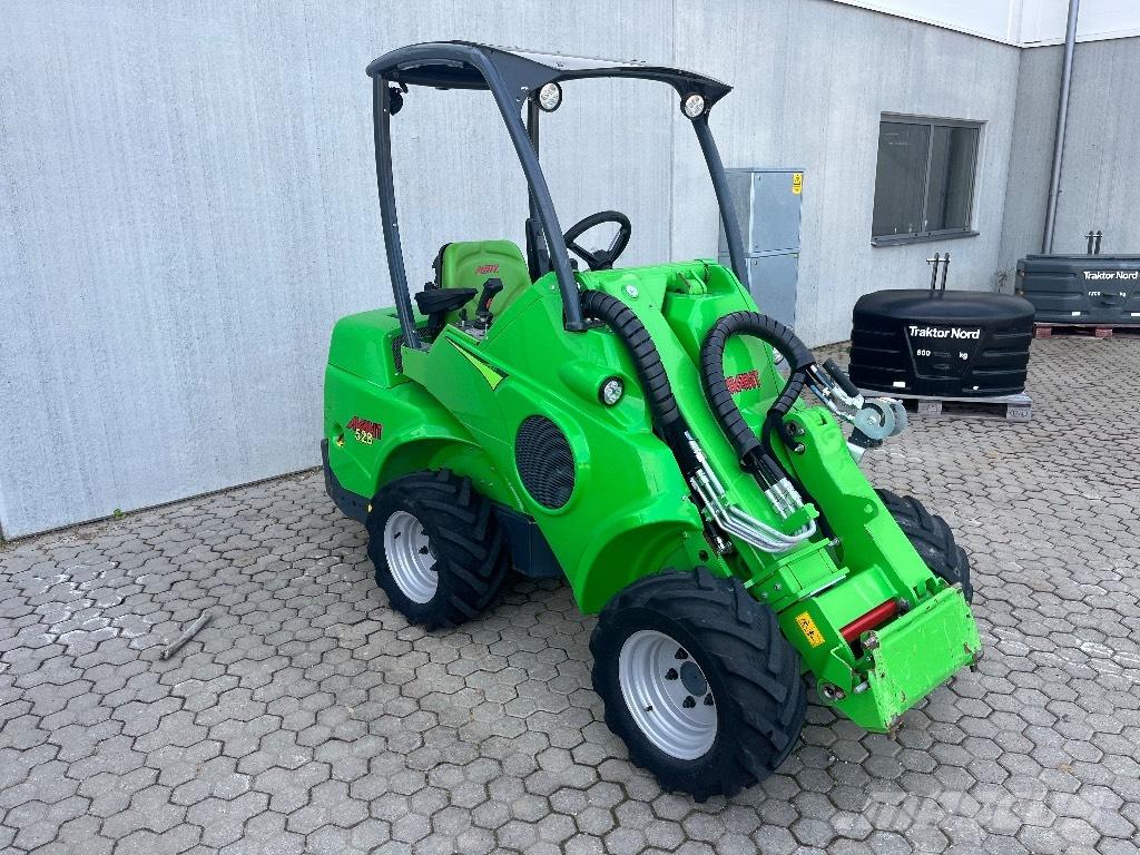 Avant 528 Chargeuse multifonction