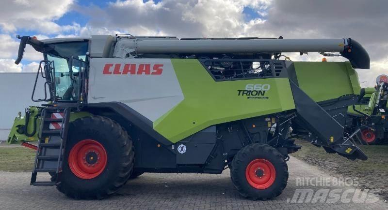 CLAAS TRION 660 Moissonneuse batteuse