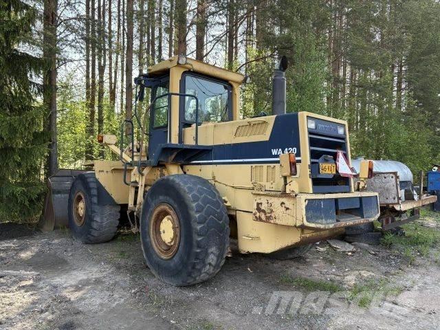 Komatsu WA420-1 Chargeuse sur pneus