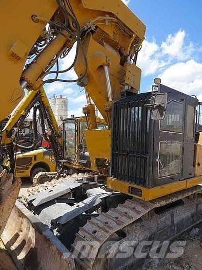 Liebherr 944C Pelle spéciale