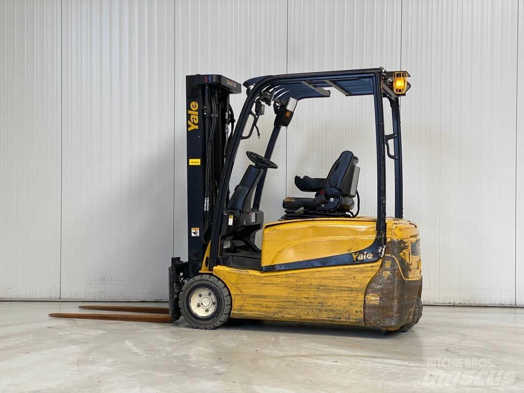 Yale ERP20VT LWB Chariots élévateurs électriques