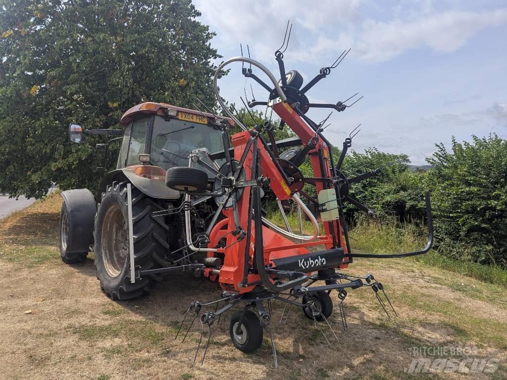 Kubota TE 6576 Accessoires pour machines à foin et à fourrage