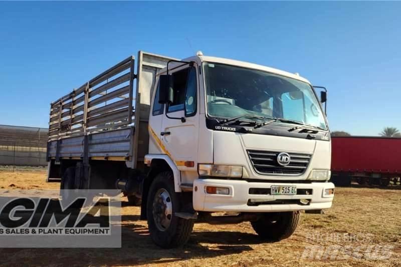 Nissan UD80 Autre camion
