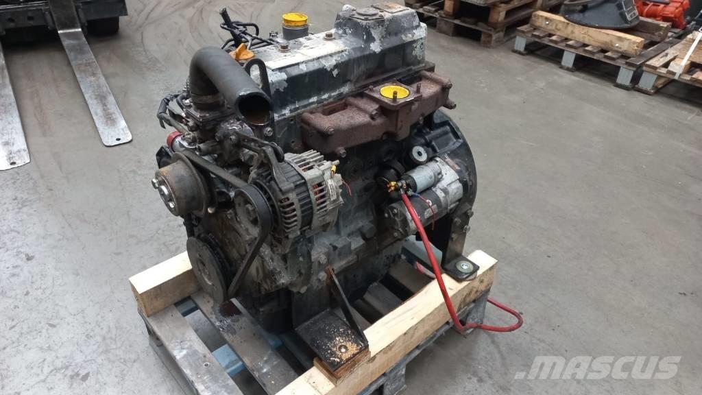 Yanmar 4TNV98 Moteur