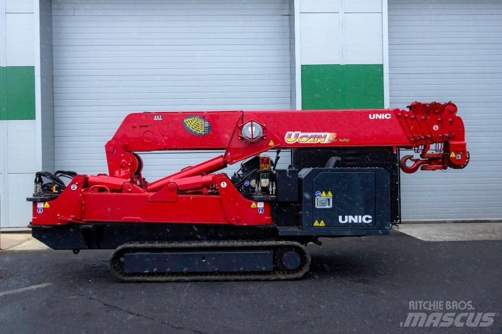Unic URW-547 CDER Mini grue
