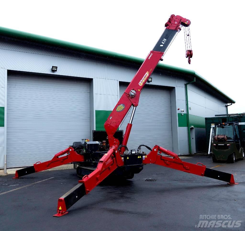Unic URW-547 CDER Mini grue