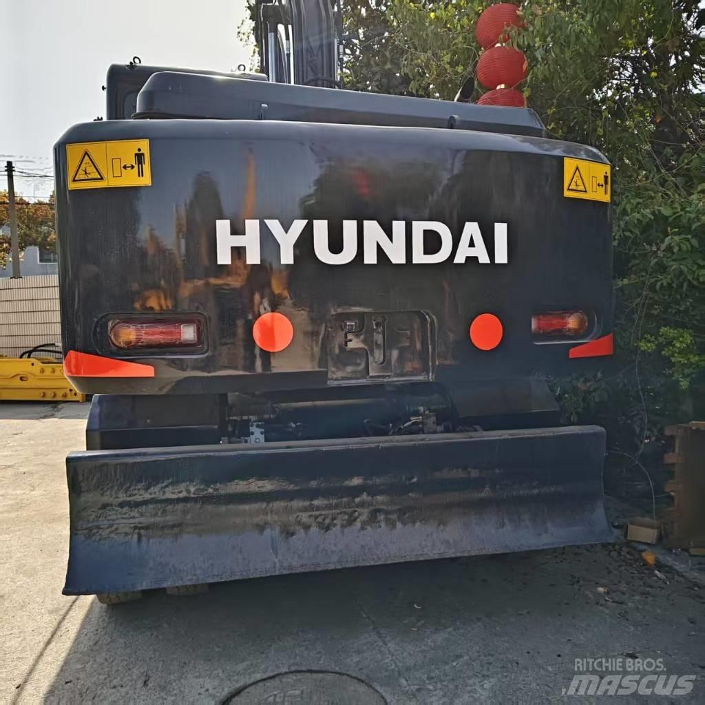 Hyundai r150w-9 Pelle sur pneus