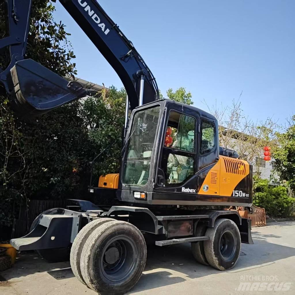 Hyundai r150w-9 Pelle sur pneus