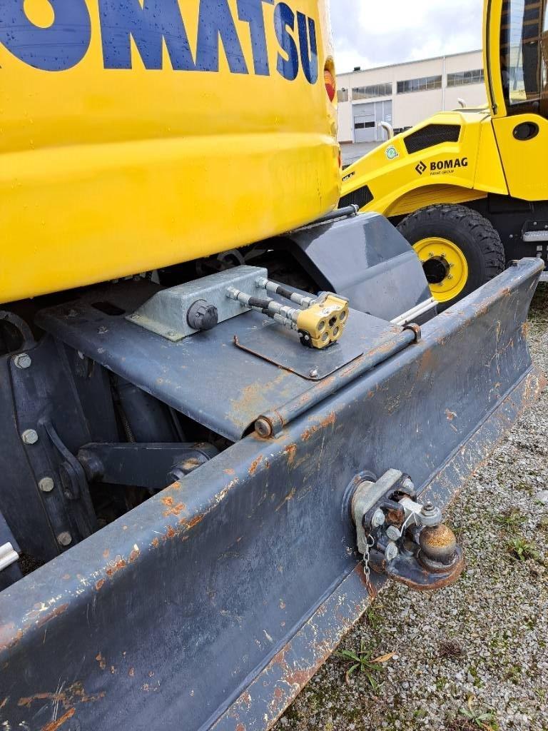 Komatsu PW148-11 Pelle sur pneus