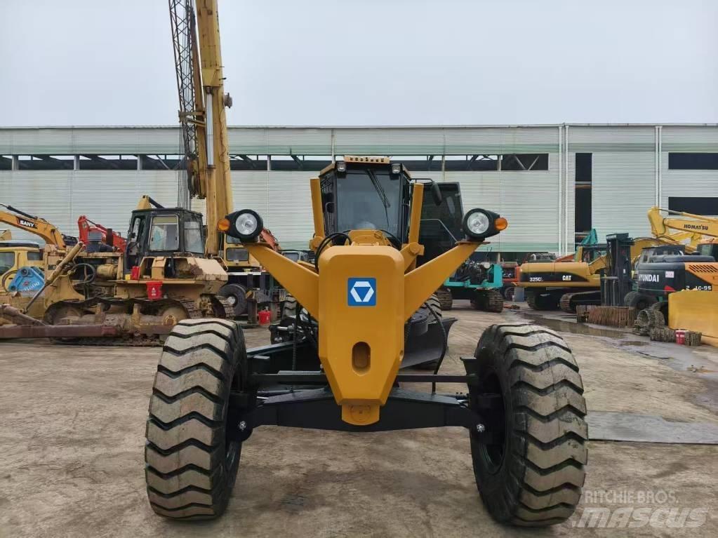 XCMG GR180 Niveleuse