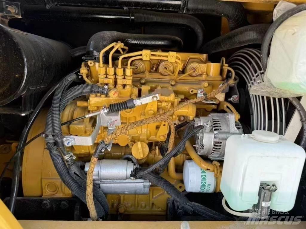 CAT 307E2 Pelle sur chenilles